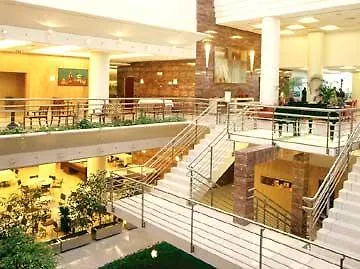 Vip Executive Entrecampos & Conference מלון 4*