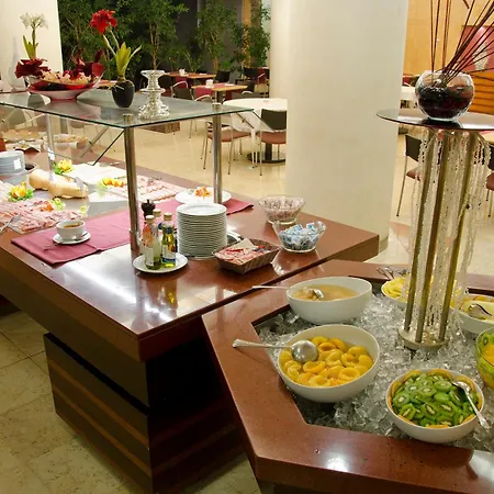 Vip Executive Entrecampos & Conference Hotel 4*