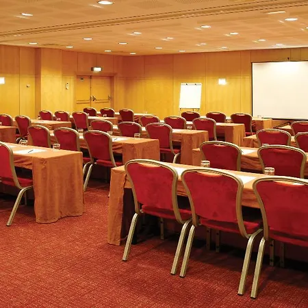 Vip Executive Entrecampos & Conference Hotel 4*