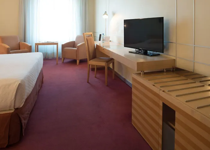 Szálloda Vip Executive Entrecampos & Conference